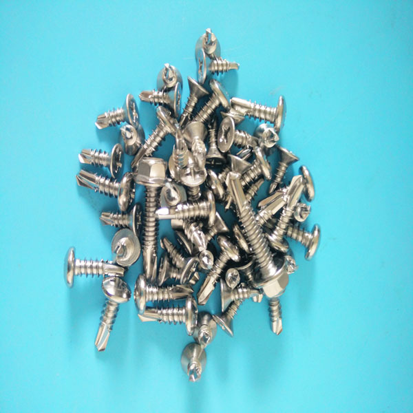 304不銹鋼螺絲鈍化過(guò)500H鹽霧測(cè)試時(shí)間